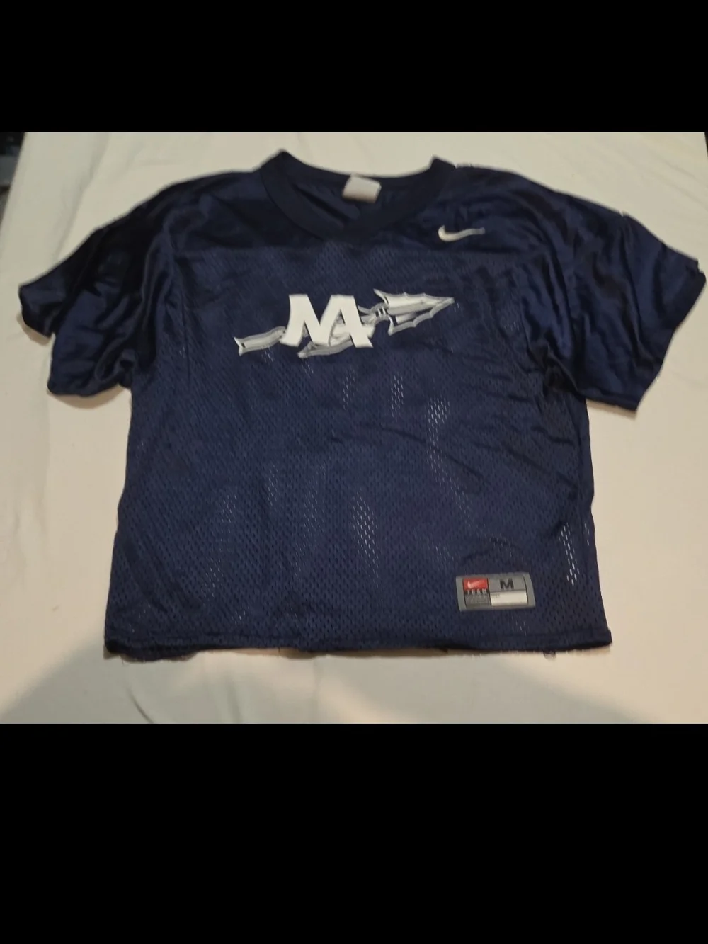 Nike boys size medium blue jersey shirt #05